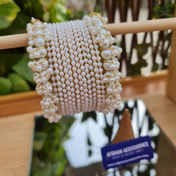 Pearl Rhinestone Bangle Set with Elegant Traditional Detailing